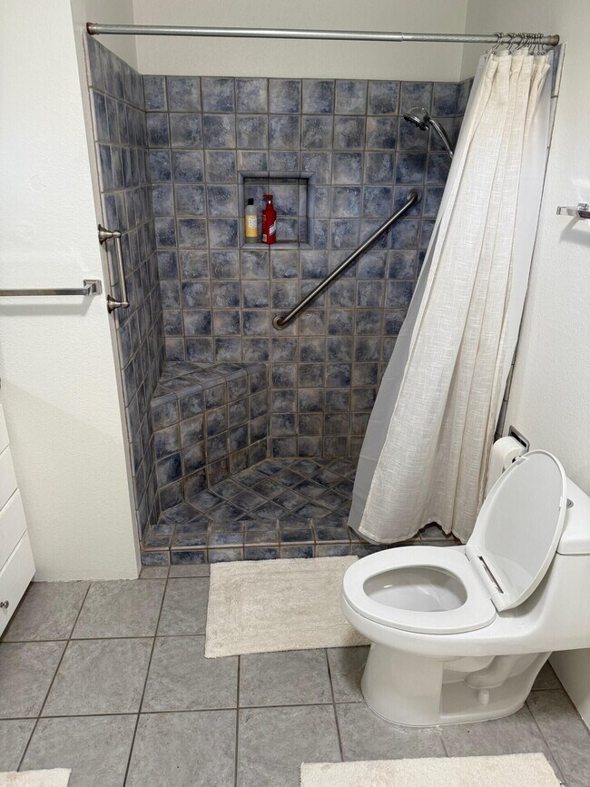 Building Photo - 142 La Cerra Dr