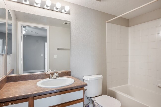 Building Photo - 6650 W Warm Springs Rd