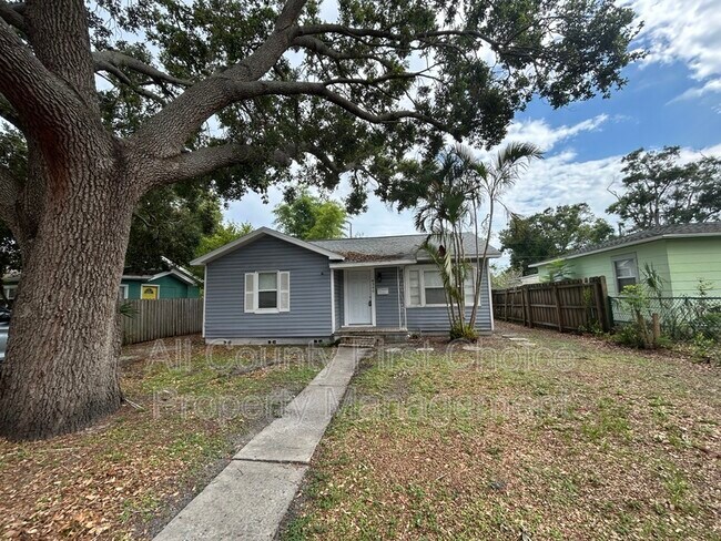 Building Photo - 4340 7th Ave N