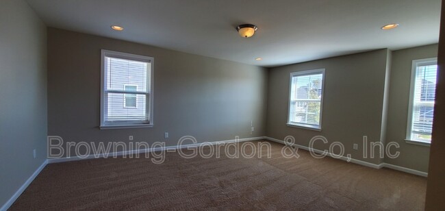 Building Photo - 2164 Hickory Brook Dr