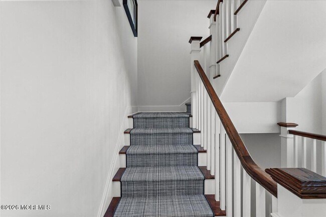 Building Photo - 1200 Bay Ave