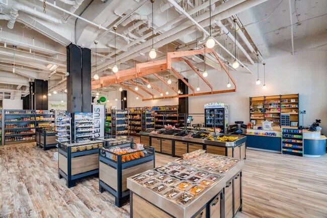 Building Photo - 309 Vine St