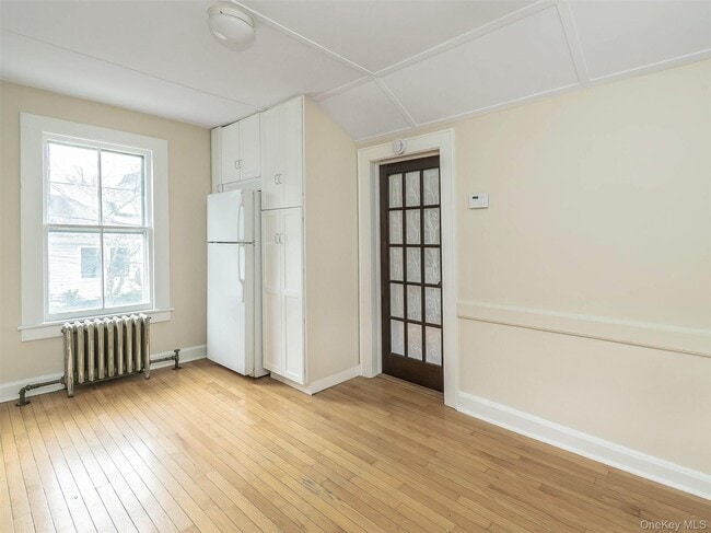 Building Photo - 339 Glen Ave