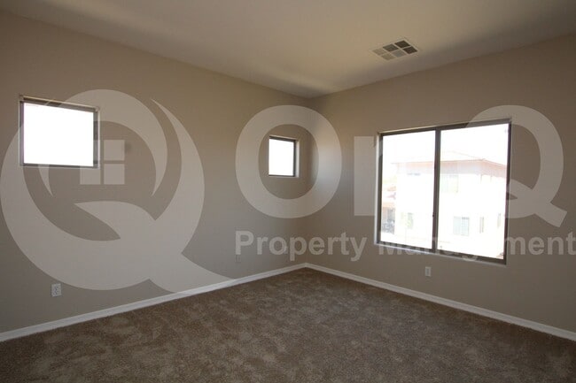 Building Photo - 12204 W Ocotillo Ln