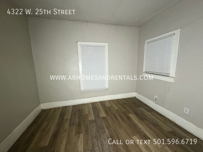 Building Photo - 4322 W 25th St