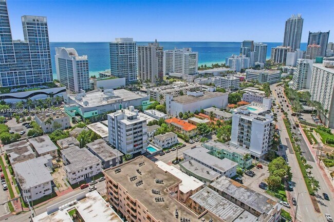 Building Photo - 6860 Abbott Ave