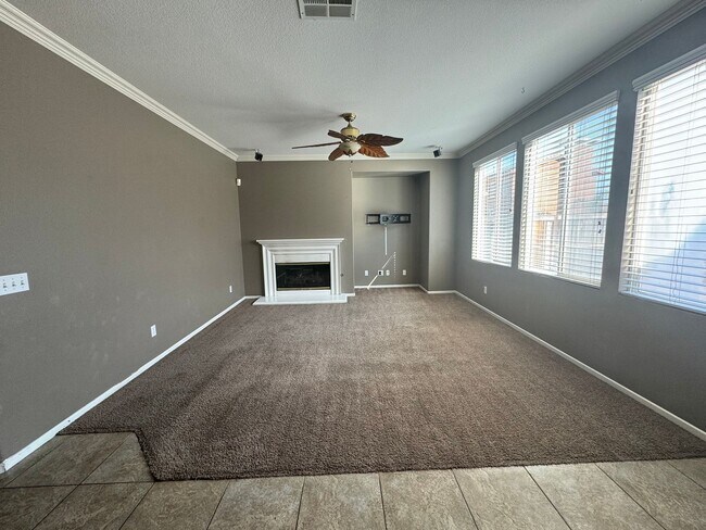 Building Photo - Beautiful Home in the Heart of Perris
