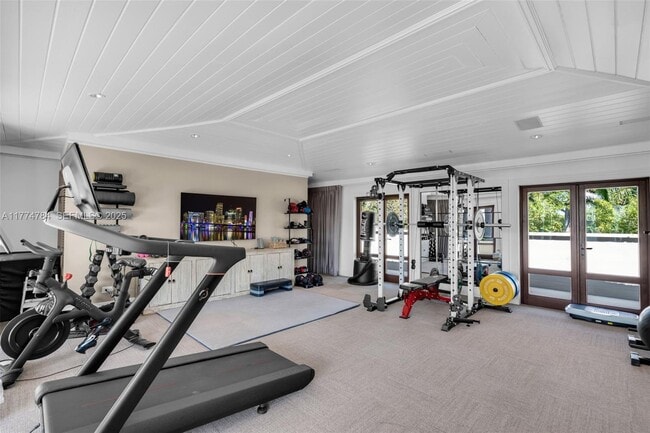 Building Photo - 9 Harbor Point