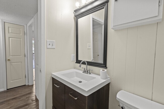 Building Photo - 110 Apache Hills Dr