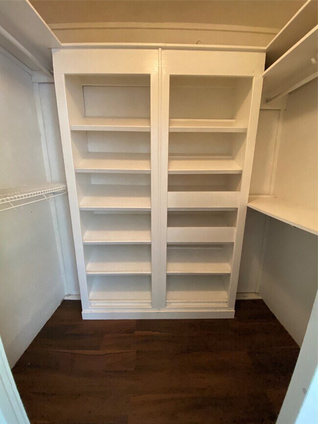 Building Photo - 109 Birchwood Dr