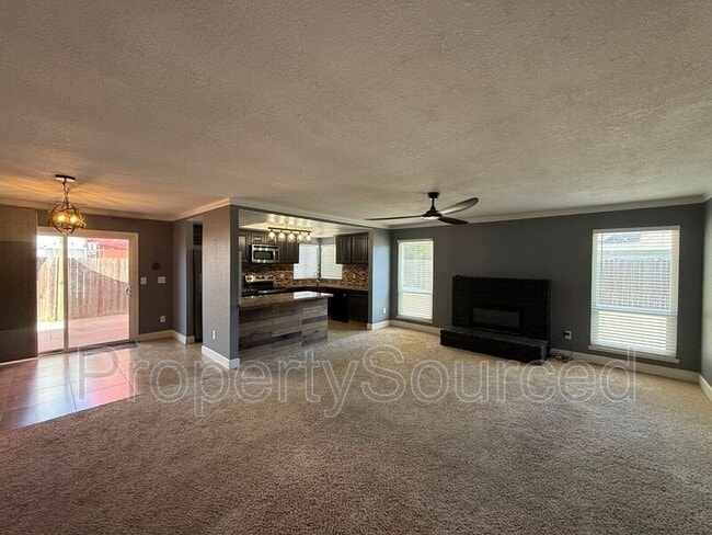 Building Photo - 856 Nottingham Dr