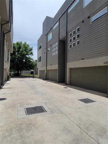 Building Photo - 1225 Hyde Ct