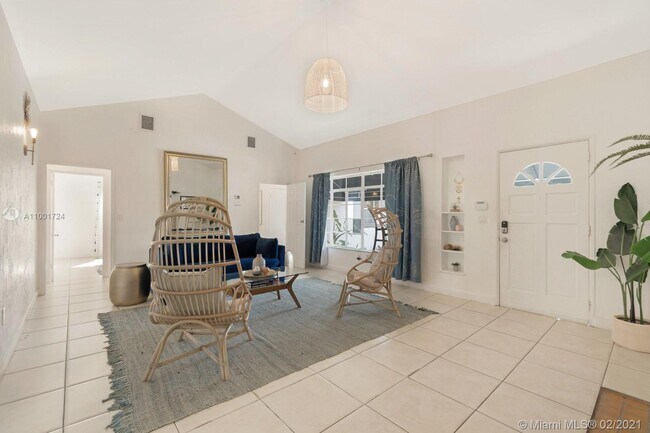 Building Photo - 5943 Biscayne Blvd