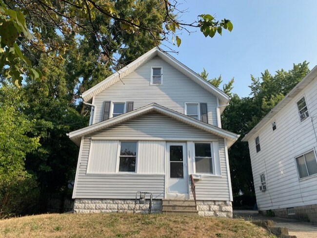 Primary Photo - Roomy Goodyear Heights 5-Bed with Finished Attic, Fenced Yard & Garage — Fresh, Bright, Ready for...