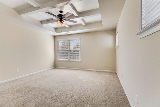 Building Photo - 1234 King Springs Ct SE