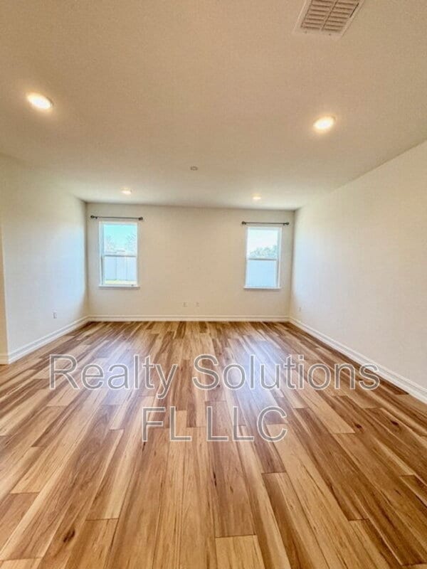 Building Photo - 1616 Blue Lagoon Cir