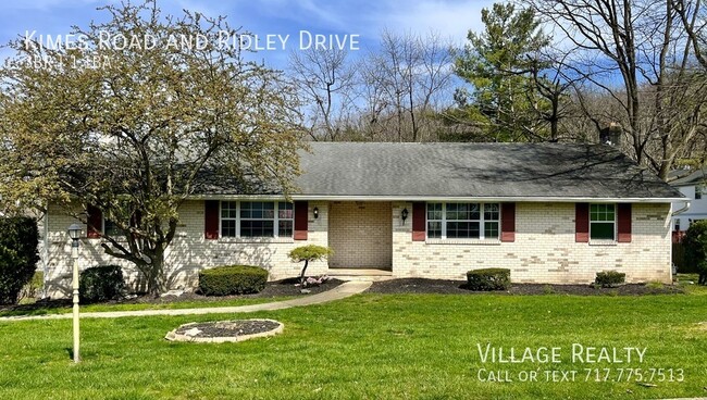 Building Photo - *** Available mid-June! *** Large, remodel...