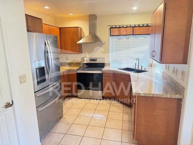 Building Photo - 25 W La Vieve Ln