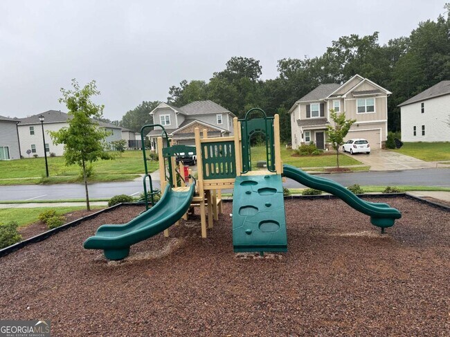 Building Photo - 312 Grey Falcon Ave