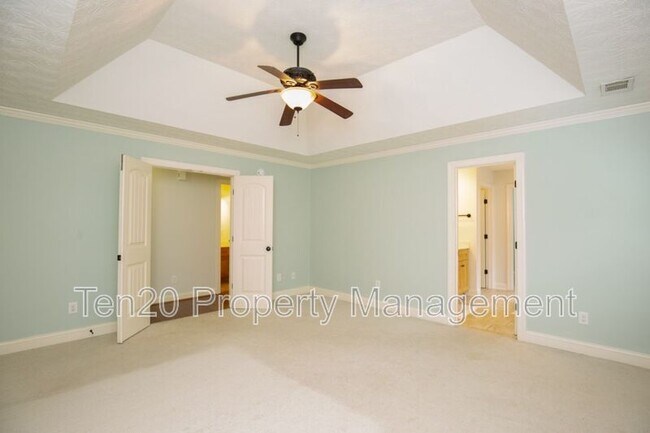 Building Photo - 7177 Helen Dr