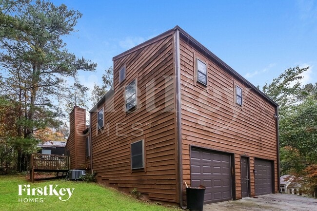 Building Photo - 4949 Dana Dr NE