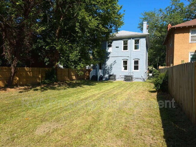 Building Photo - 3105 2nd Ave
