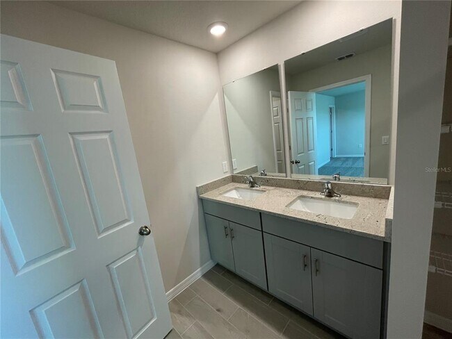 Building Photo - 2484 Sweet Viburnum Wy