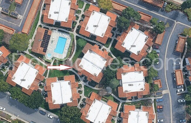 Building Photo - 10750 Aderman Ave