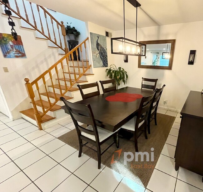 Building Photo - Exquisite 4-Bedroom Solar Home in Prime Location with Community Amenities