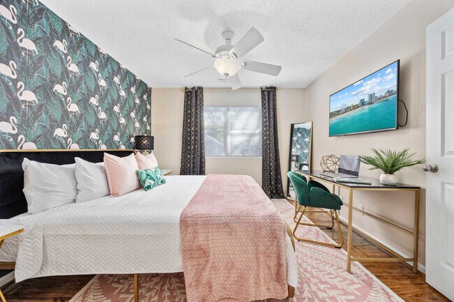 Building Photo - 414 28th Ave N