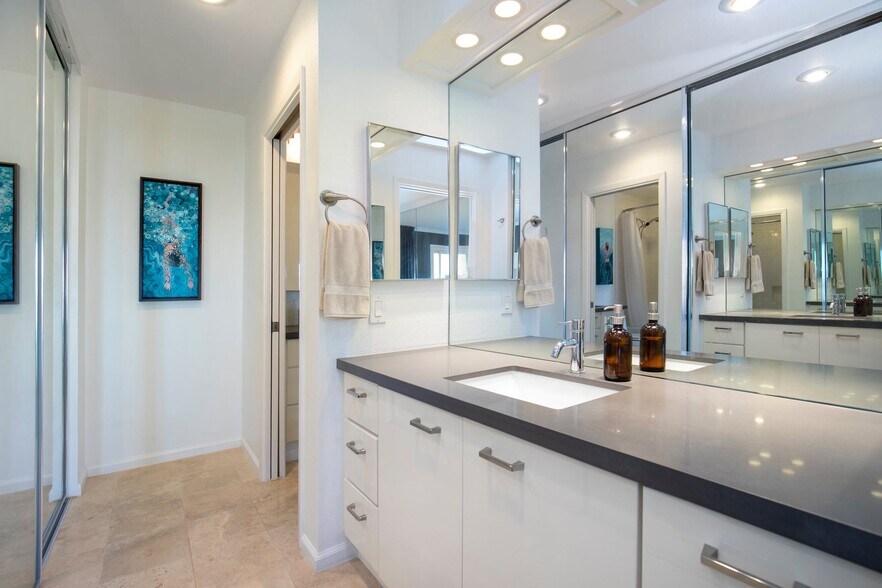 Building Photo - 26 Spyglass Hl