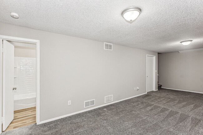 Building Photo - Spacious 3-Bedroom Home for Rent with Base...