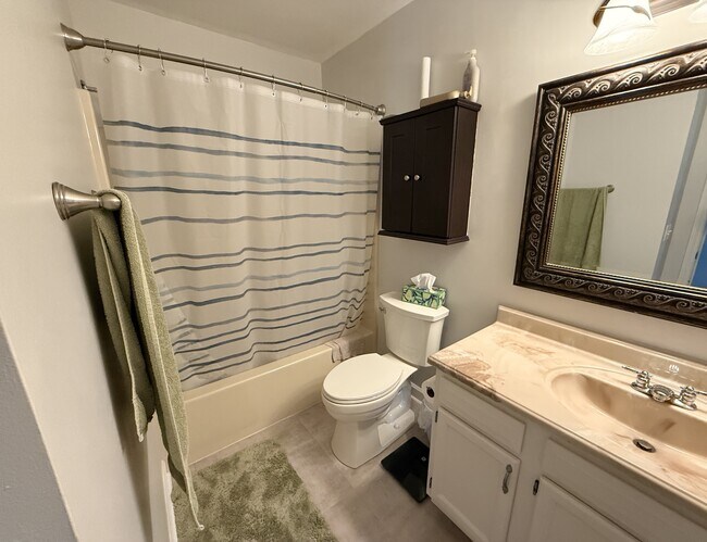 Building Photo - 2029 Bugle Dr