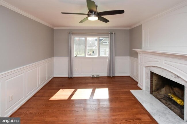 Building Photo - 124 Lakeland Dr