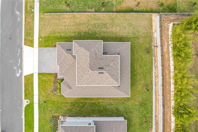 Building Photo - 3276 Windbeam Ct