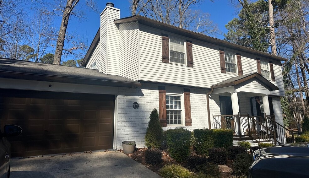 Building Photo - 2453 Regal Ct