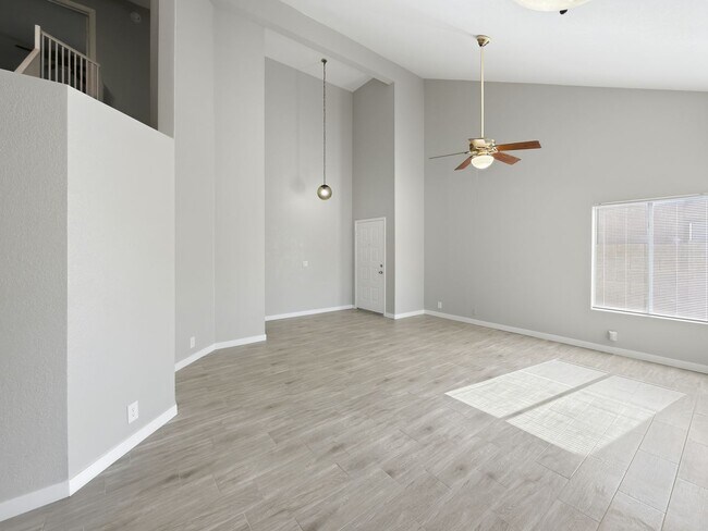 Building Photo - 3839 W Whitten St