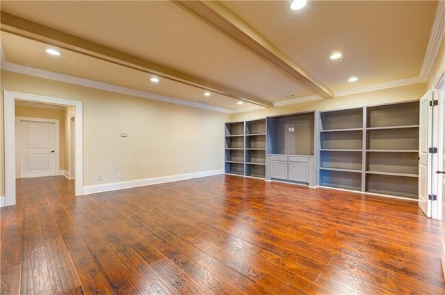 Building Photo - 1049 Highland Village Trail