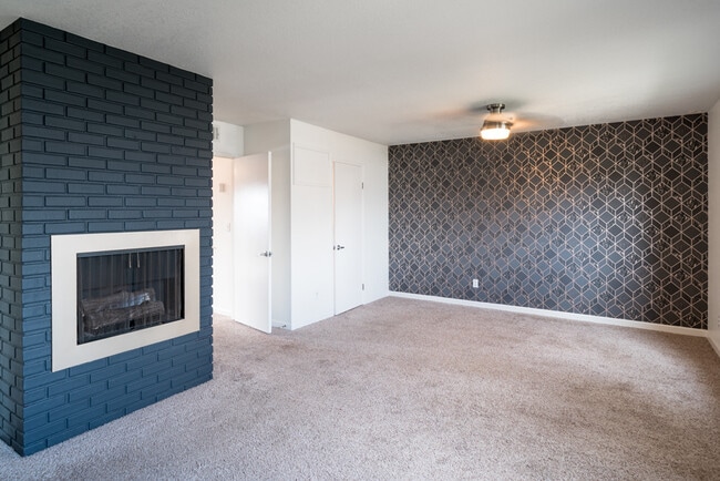 Building Photo - 5397 Balboa Ave