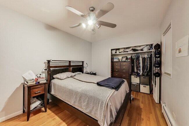 Building Photo - 5140 N Leavitt St