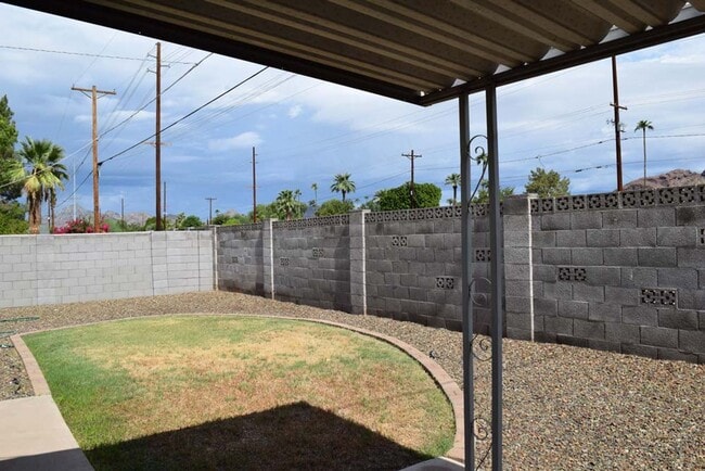 Building Photo - 4456 E Campbell Ave