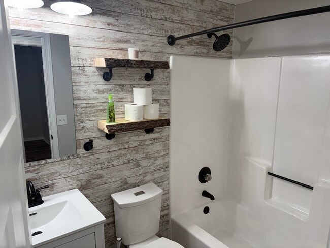 Building Photo - 8108 Newfield Dr