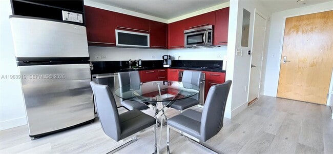 Building Photo - 253 NE 2nd St