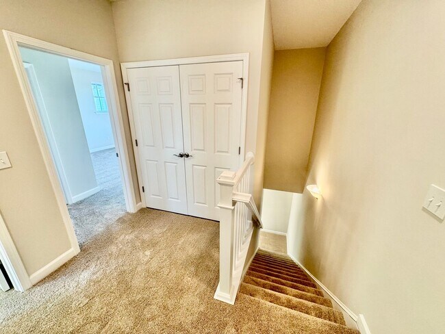 Building Photo - Discover Coastal Living at Its Finest in Marketview, Market Common – Now Leasing!