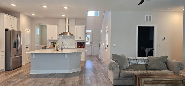 Building Photo - 1032 Hyco rd