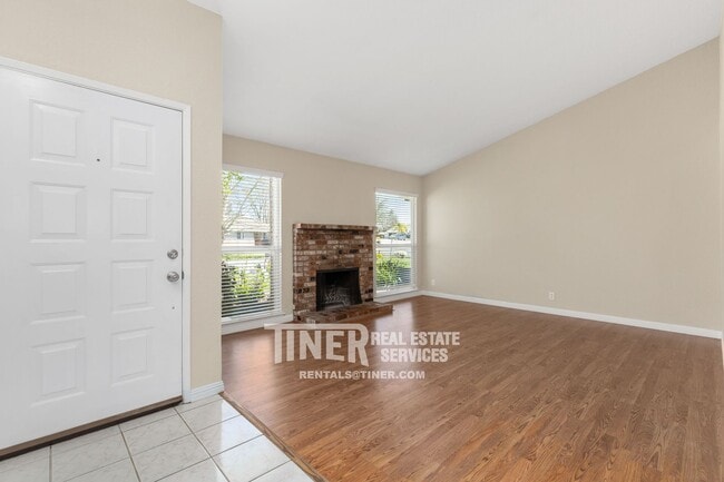 Building Photo - 8052 Phoebe Way