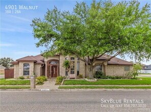 Building Photo - 4901 Walnut-