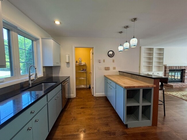 Building Photo - 524 Equinox on The Battenkill