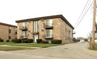 Building Photo - Maple Park