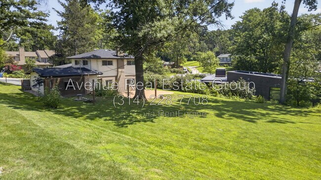 Building Photo - 6 The Knolls Ln